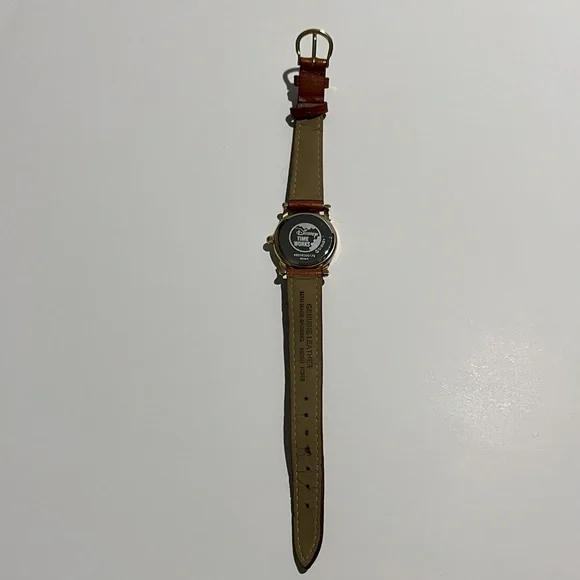 Vintage Winnie the Pooh & Friends Disney Parks Watch with Brown Leather Strap - Picture 6 of 13